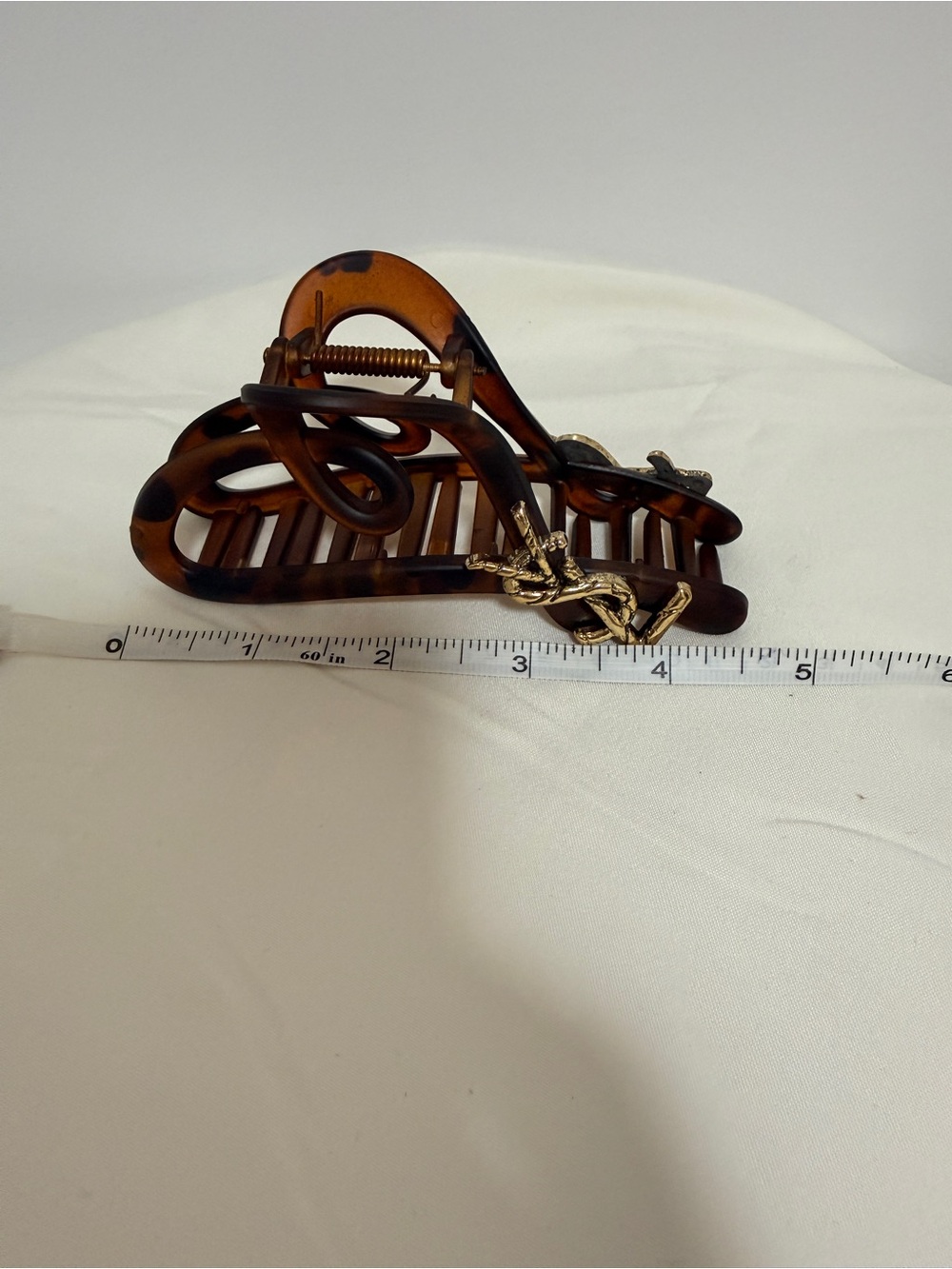 Tortoiseshell Hair Claw Clip - Picture 3 of 3